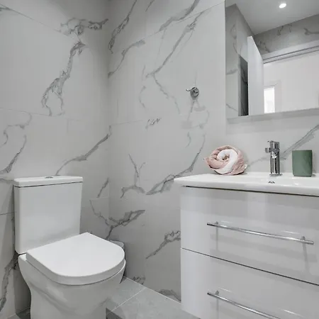 アパート Carisa Elysium ラルナカ