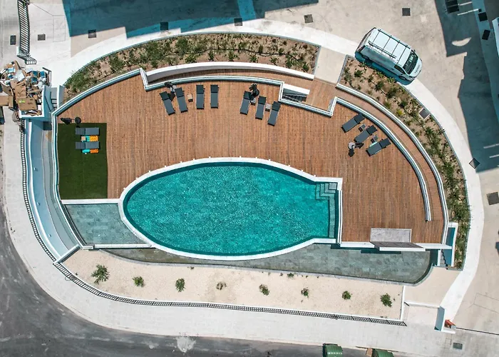 Carisa Elysium Larnaca