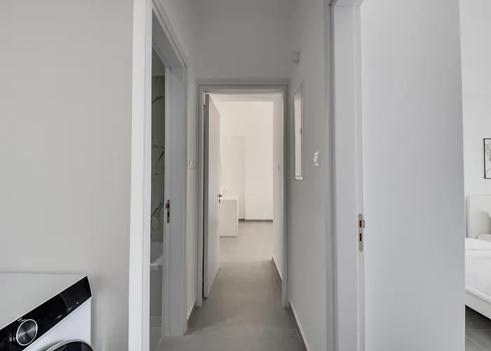 Carisa Elysium Larnaca