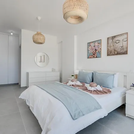 Carisa Elysium Apartment Larnaka