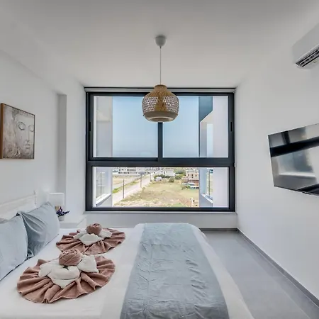 Carisa Elysium * Larnaca