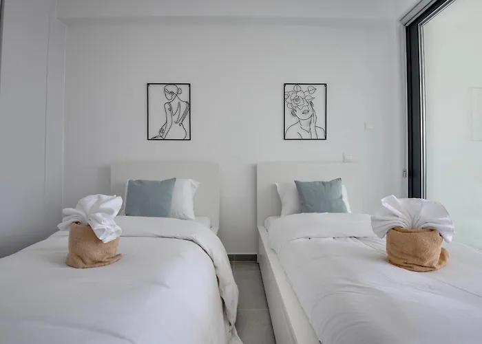 Carisa Elysium * لارنكا