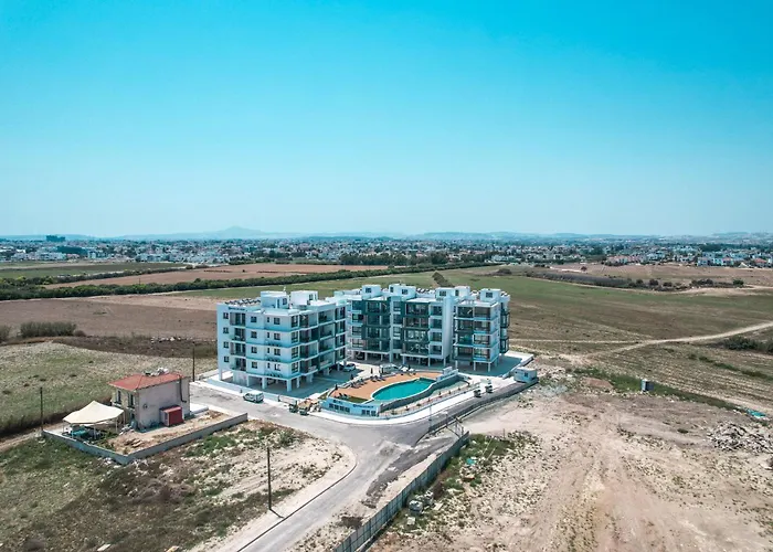 Carisa Elysium شقة لارنكا